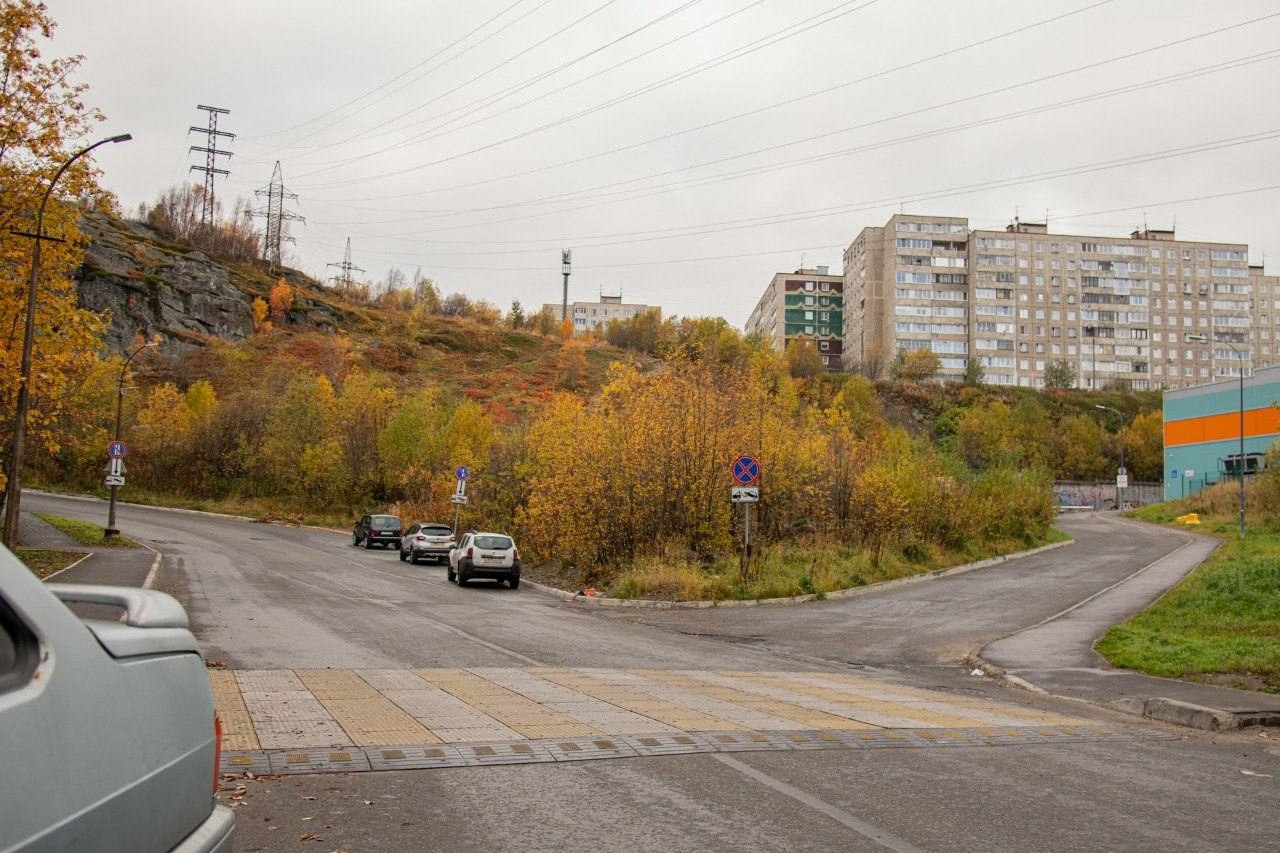 Лебедев сообщил, что в 2026 году в Мурманске улучшат качество дорожной разметки