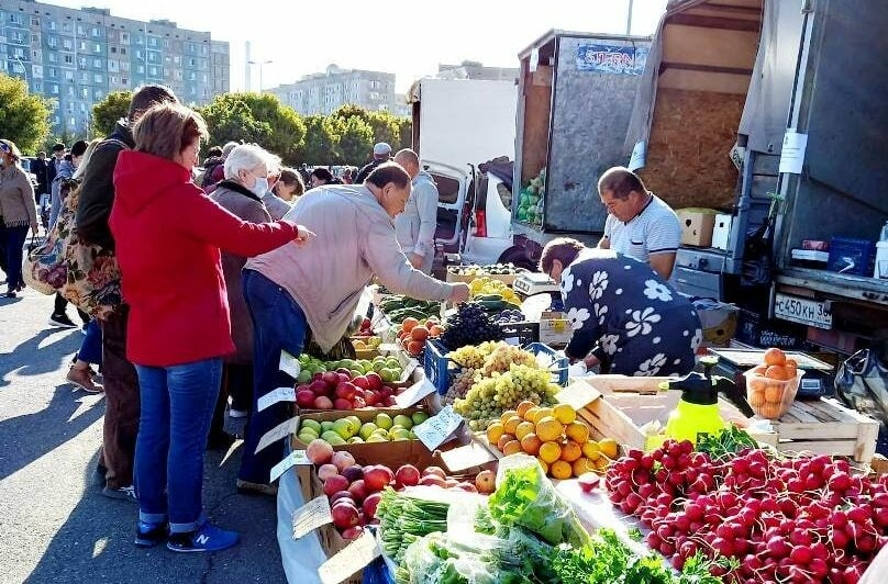 Осенние ярмарки в Астрахани начнутся у стадиона с раннего утра в субботу