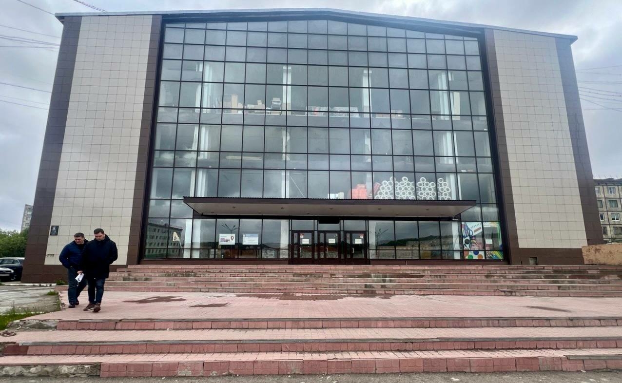 В Гаджиево продолжается капремонт центра культурного развития «Прометей»