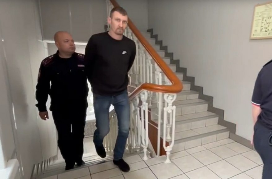 В Новосибирске арестовали мужчину, поджегшего квартиру матери с ребенком