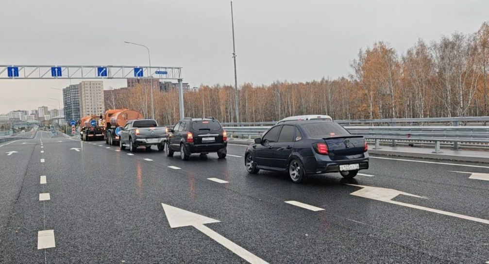 В Тюмени завершили строительство ключевой развязки, открывающей Южный обход города