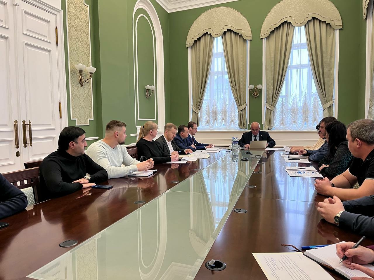 Сергей Ситников лично проконтролировал строительство новой поликлиники в Костроме