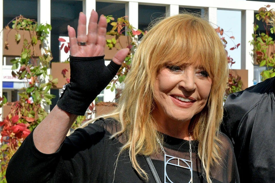 Пугачева выжила из ума: писатель Олег Рой разнес певицу в пух и прах