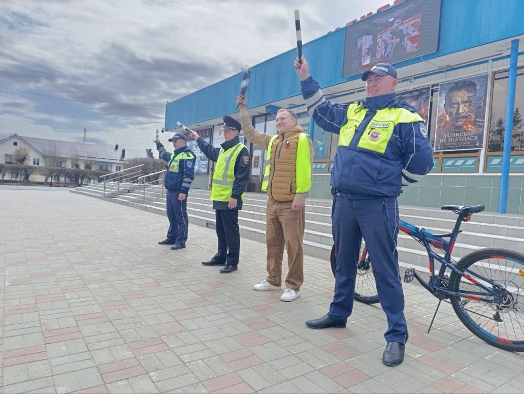 Тюменская ГАИ предупредила водителей о зимних опасностях на дорогах