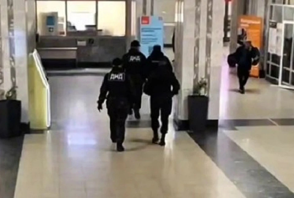 Екатеринбургские общественники помогают полиции следить за порядком на вокзале