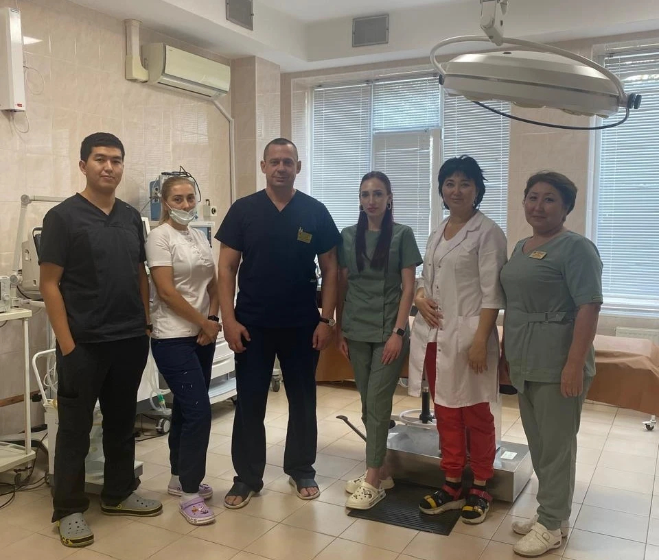 Астраханские врачи спасли женщину с тяжелой пневмонией и осложнениями