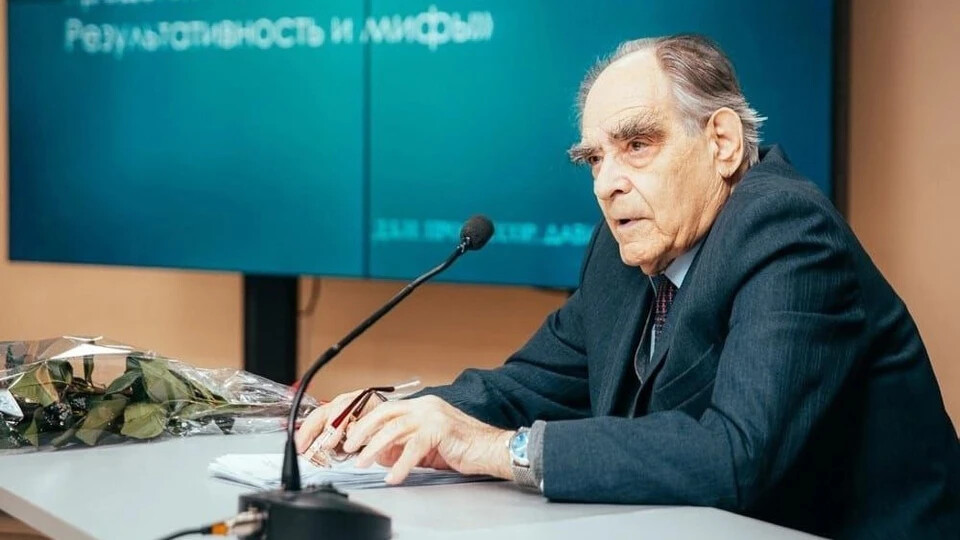 В Астрахани на 94 году жизни скончался известный ученый Давид Теплый