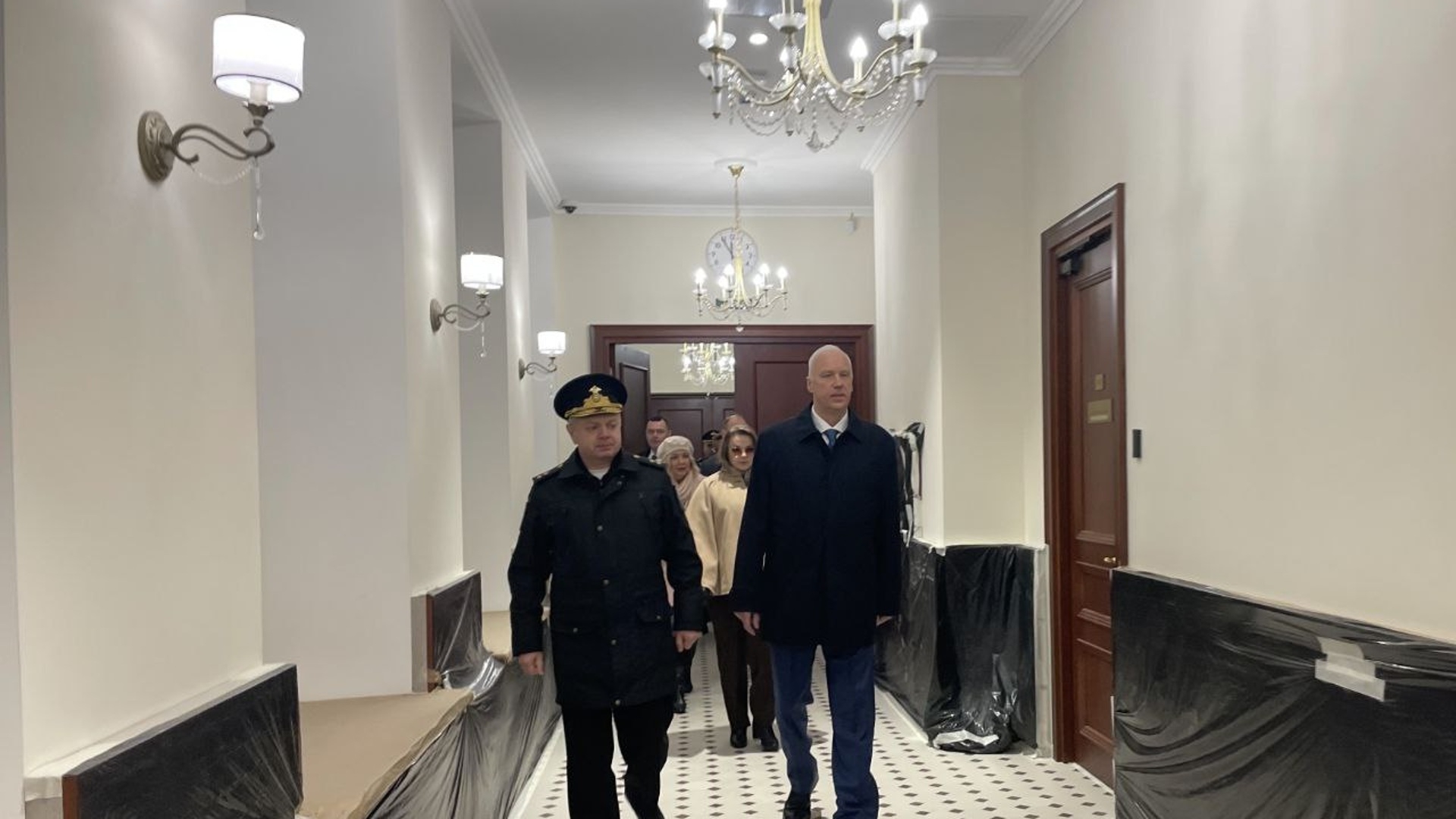 Бастрыкин лично оценил строительство нового кадетского корпуса в Петергофе