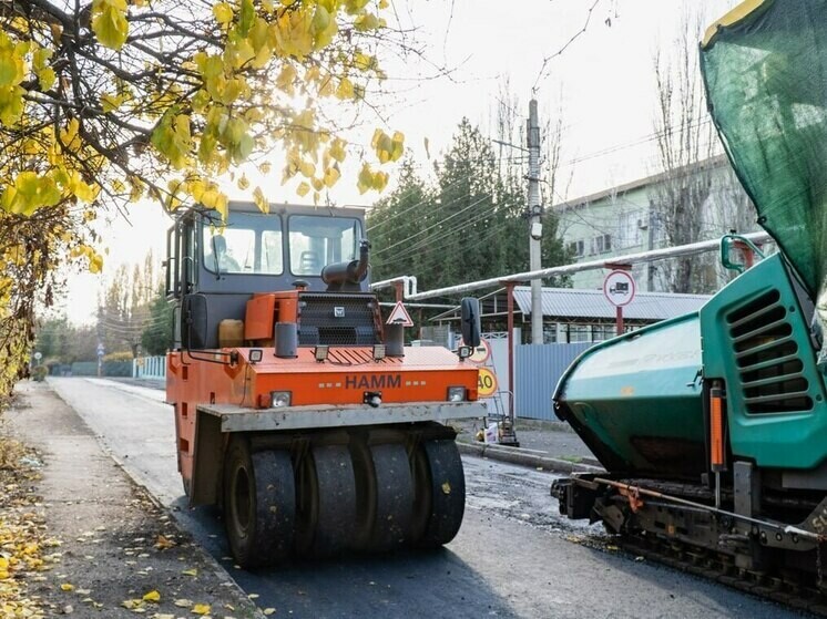 В Мелитополе активно ведутся плановые работы по реконструкции дорог