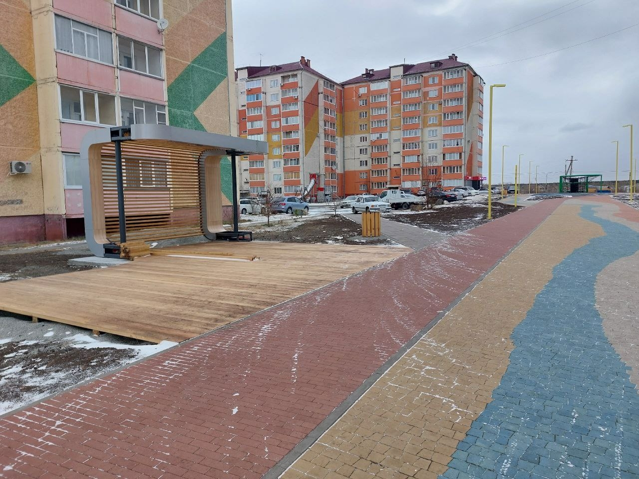 Евгений Молодняков сообщил о ходе работ по благоустройству в Саяногорске