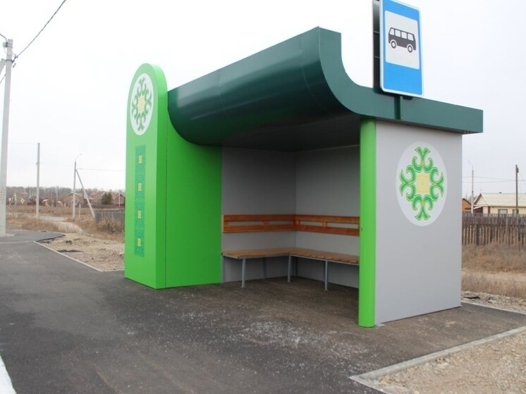 Восемь павильонов с национальным дизайном установили на объездной Белого Яра