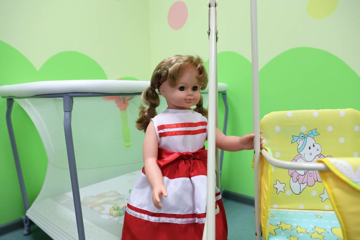 В Вологодской области молодым мамам помогают социальные няни