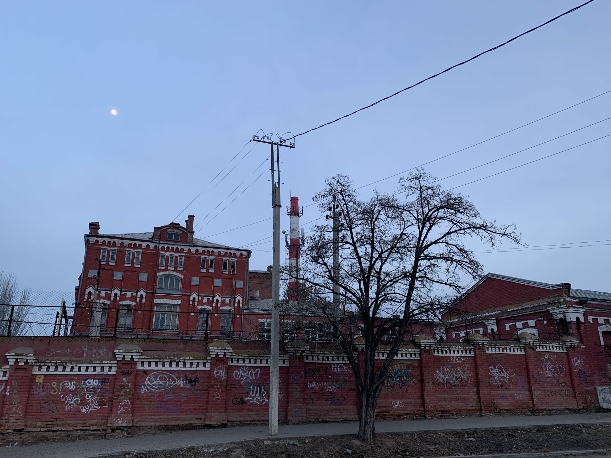 В Астрахани благоустроят территорию ЛВЗ — Игорь Бабушкин