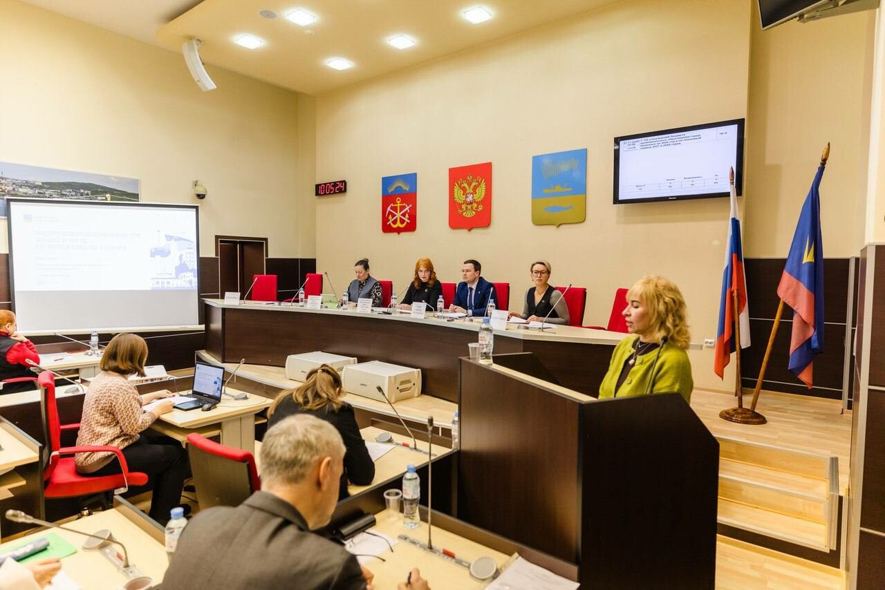 Иван Лебедев поучаствовал в обсуждении бюджета Мурманска на 2026 год