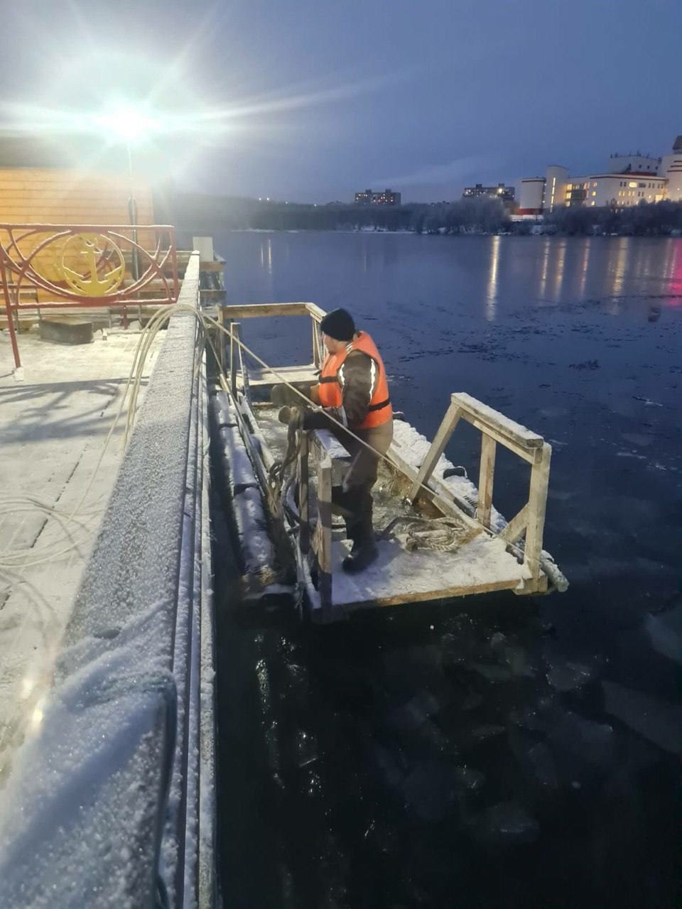 Иван Лебедев рассказал, как Мурманск готовит купели для моржевания