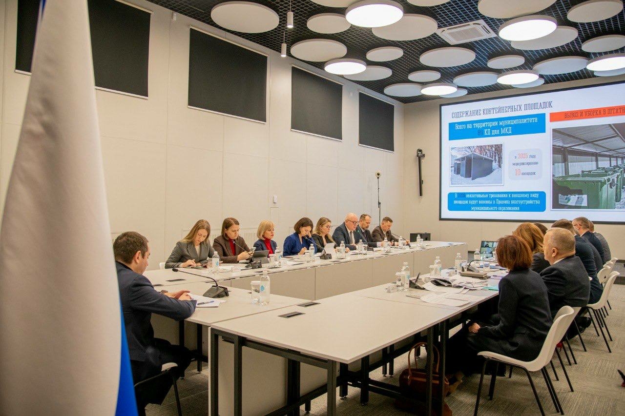 Иван Лебедев: команды уборки в Мурманске работают круглосуточно