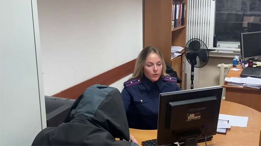 Житель Кемерово обвиняется в убийстве после инцидента с оружием на улице города