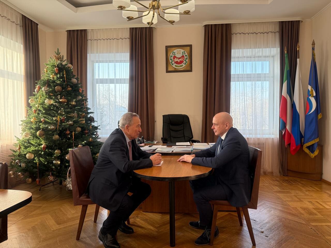 Сокол заявил о готовности перенимать опыт у старшего поколения Хакасии