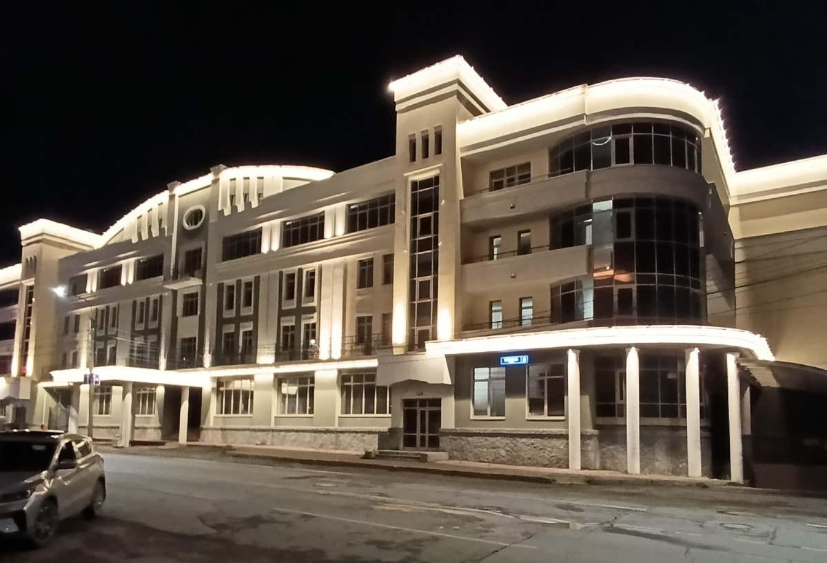 В Омске после 20 лет строительства открылась новая гостиница в центре города