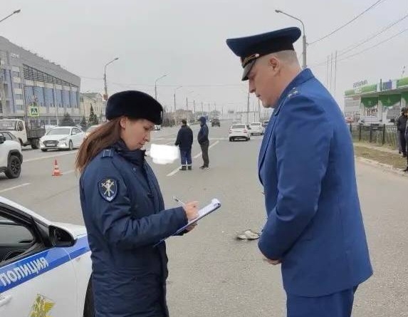 Астраханка погибла на пешеходном переходе, когда дорогу переезжали два автомобиля
