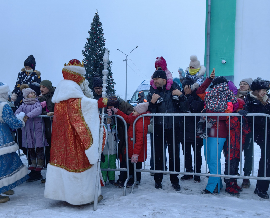 Поезд Деда Мороза прибыл в Кемерово