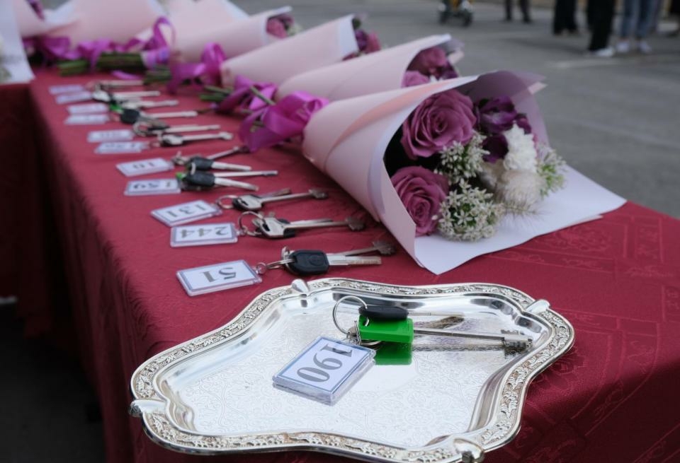 Сотни астраханских семей получили новое жилье