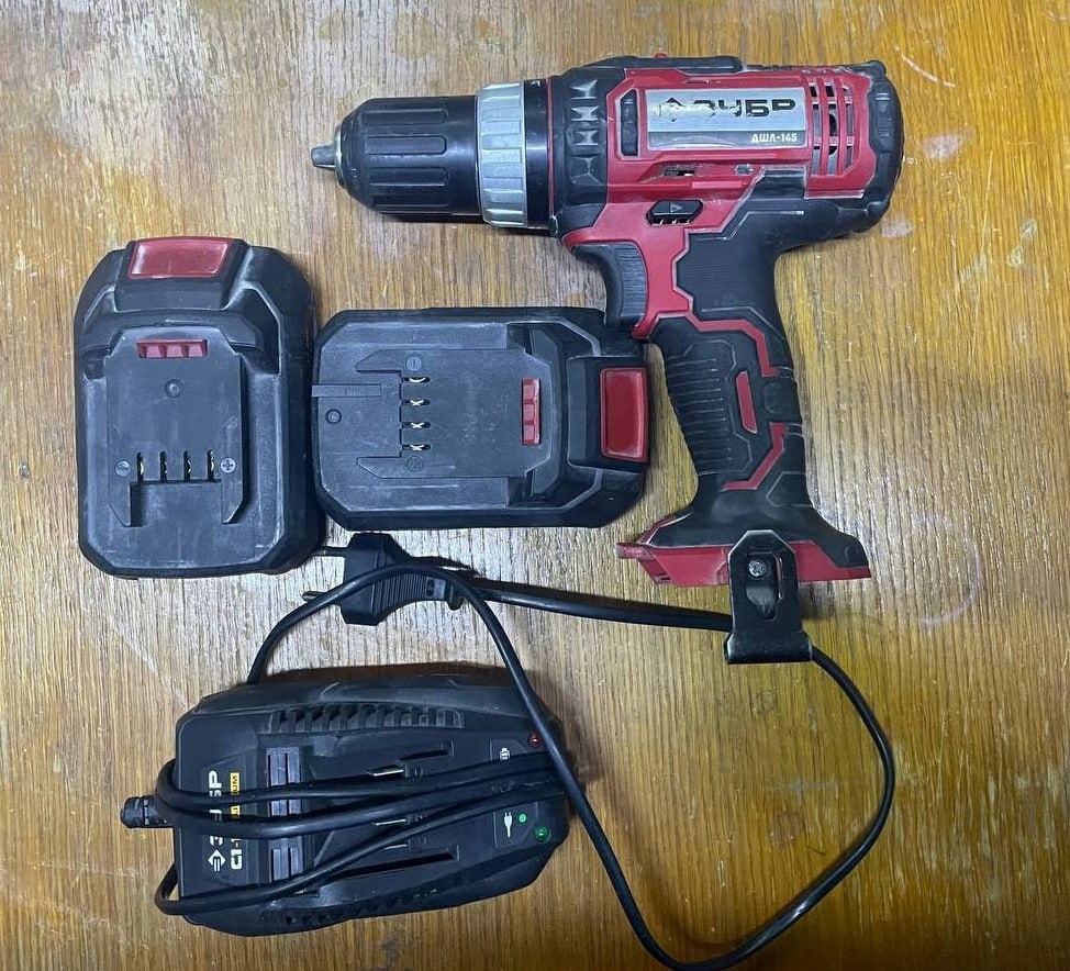 Житель Мелитополя украл из школы строительные инструменты