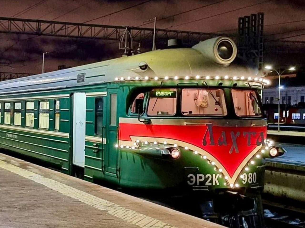 В Ленобласти назначили первый предновогодний рейс ретропоезда «Лахта» до Гатчины