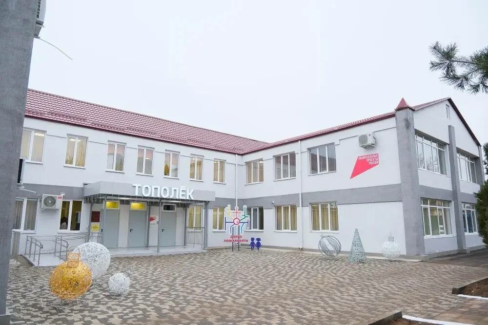 Под Астраханью готовятся открыть обновленный детский сад Тополек на 300 мест