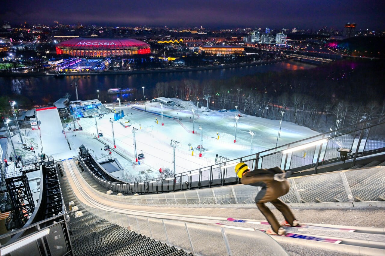 На Воробьевых горах открылся трамплин мирового класса