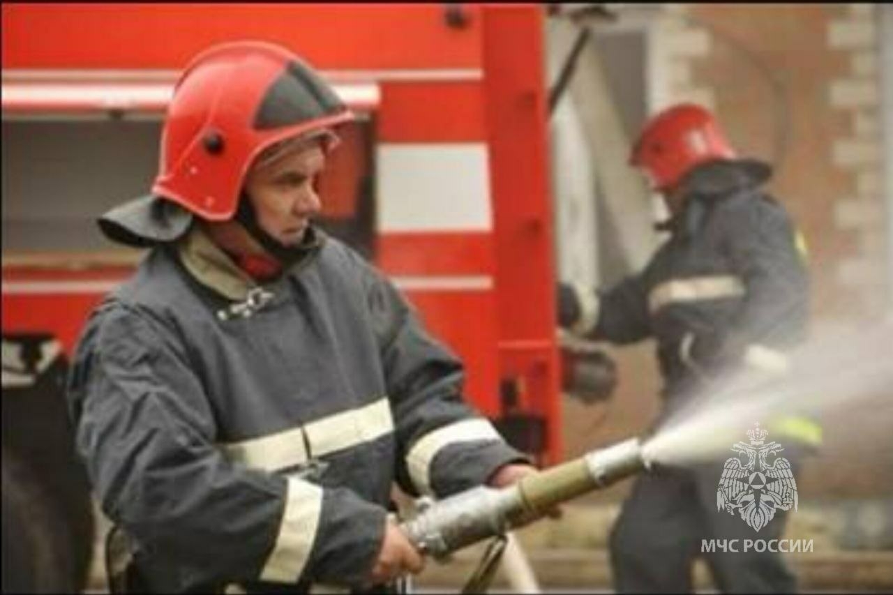 Губернатор Дона поблагодарил спасателей за работу в сложное для региона время