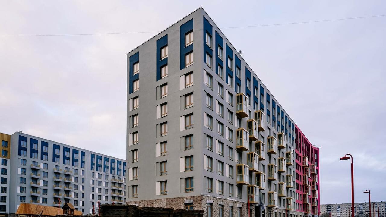 В двух ЖК в Ленинградской области начинают передавать ключи от новых квартир