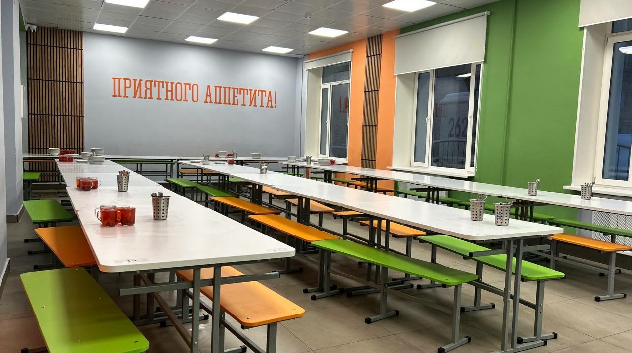 Иван Лебедев проверил обновленную гимназию №3 после капитального ремонта