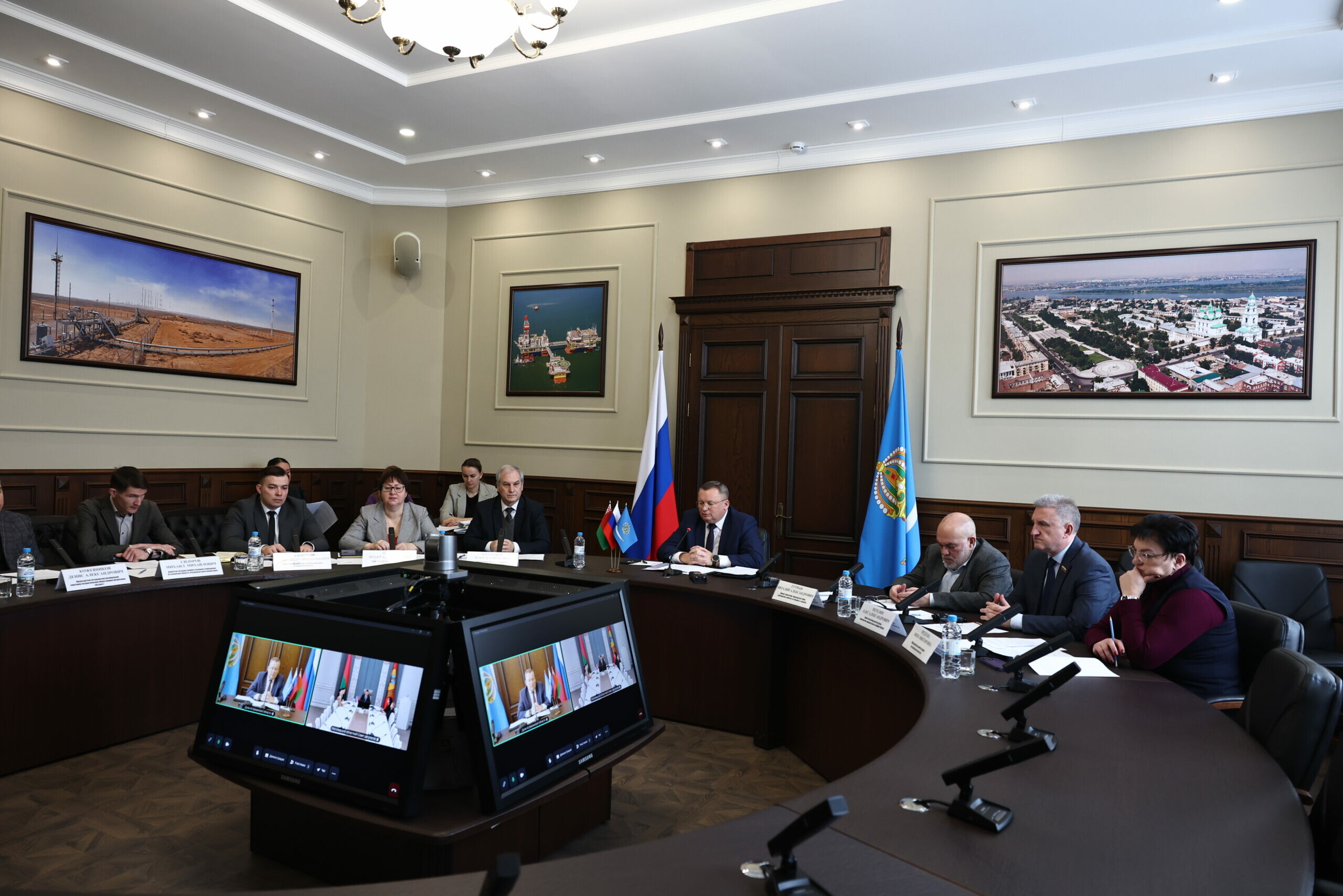 Астраханские депутаты обсудили волонтерскую деятельность с делегацией из Беларуси