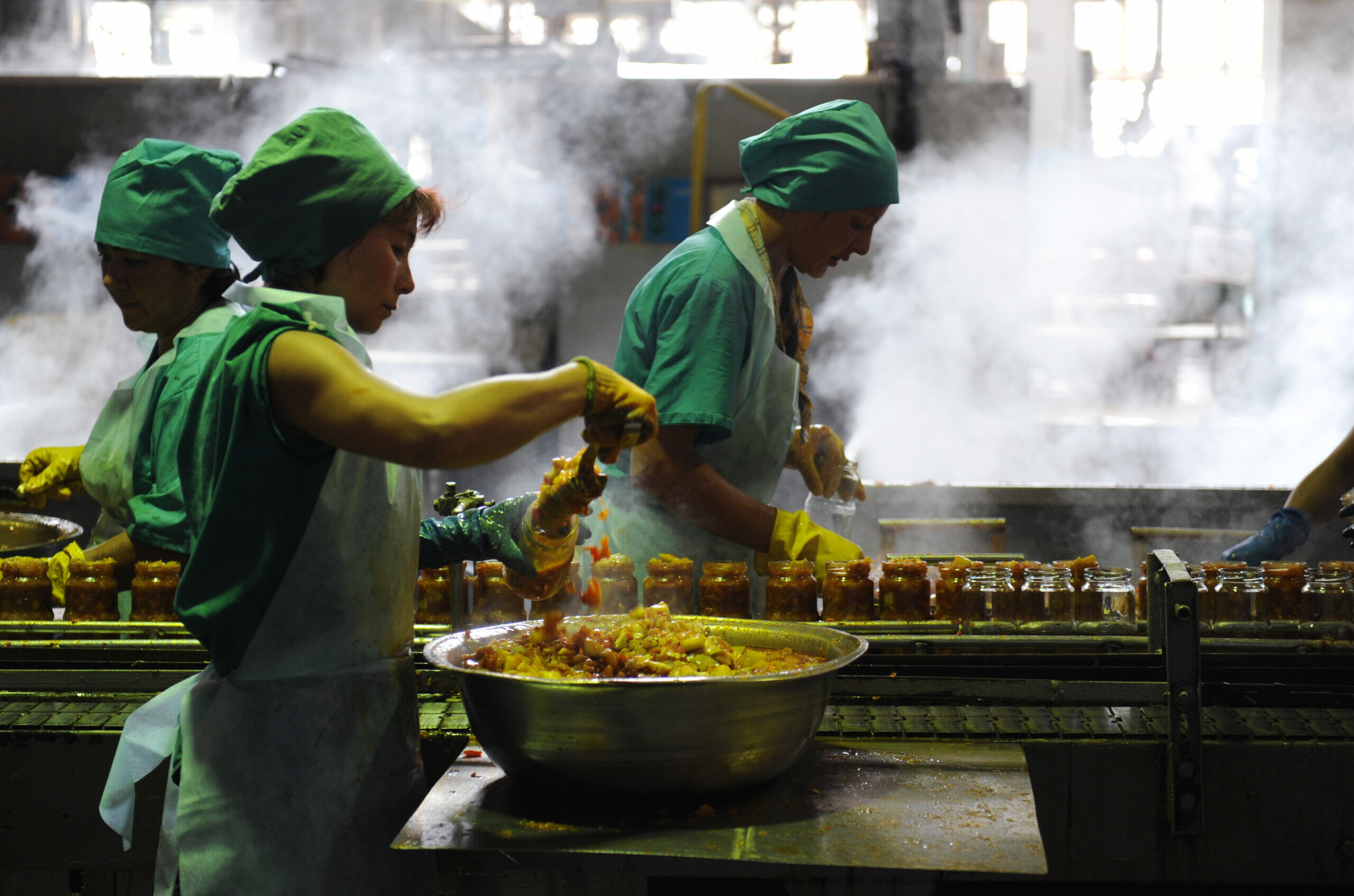 Астраханская область вошла в восьмерку лидеров по вложениям в основной капитал