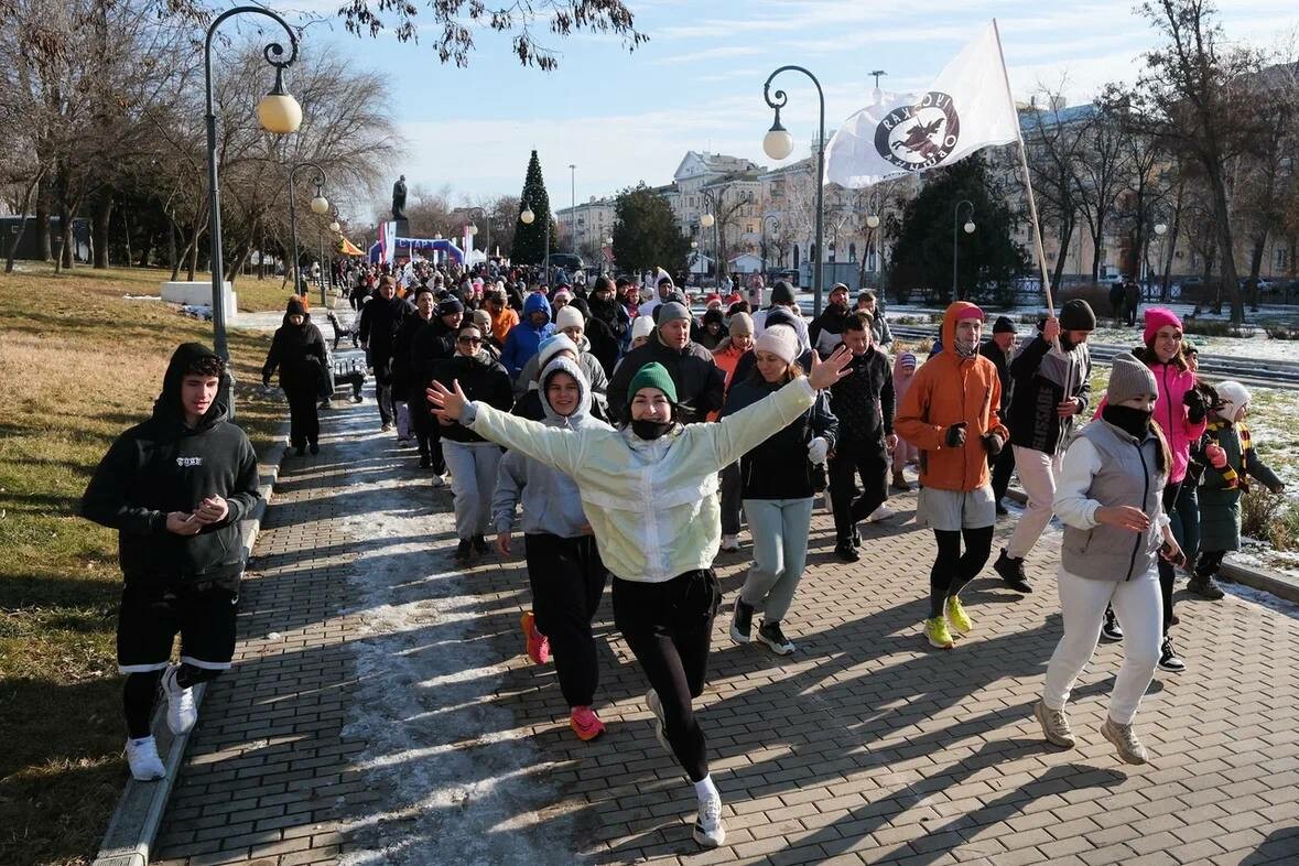 Полторы тысячи астраханцев начали год с бега