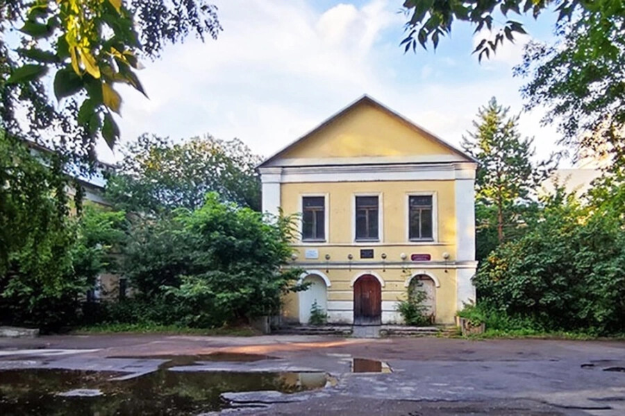 Вологда продает историческое здание бывшей губернской больницы
