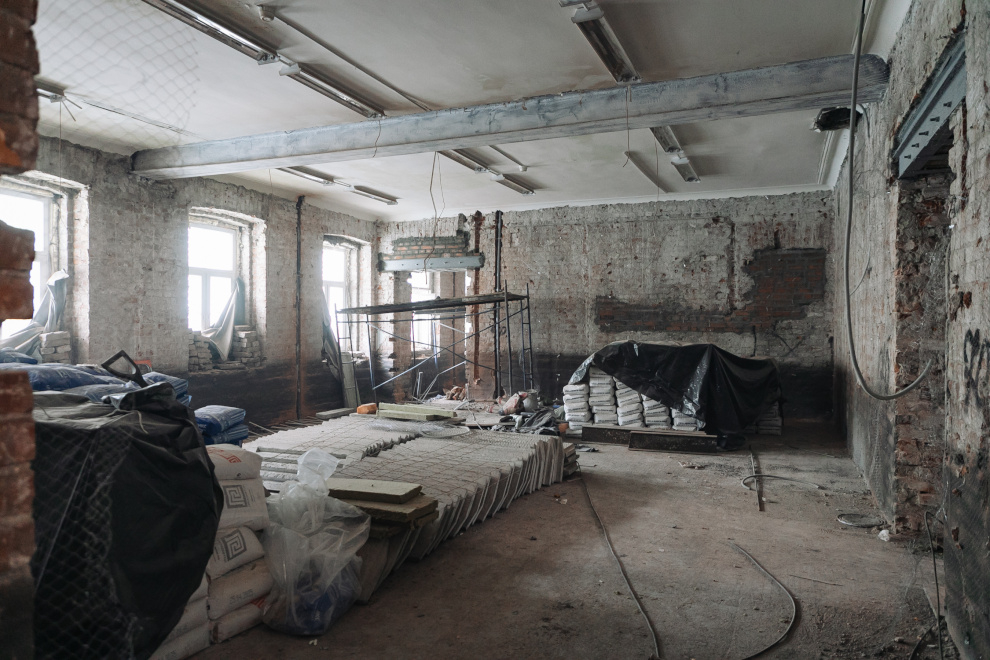 В петербургской школе №321 отремонтировали кровлю и фасады