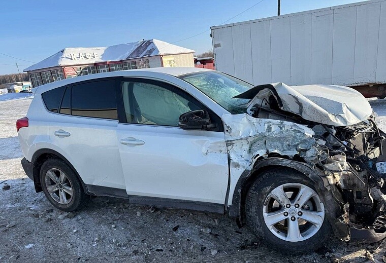 Годовалый тюменец остался жив благодаря автокреслу в ДТП с Газелью