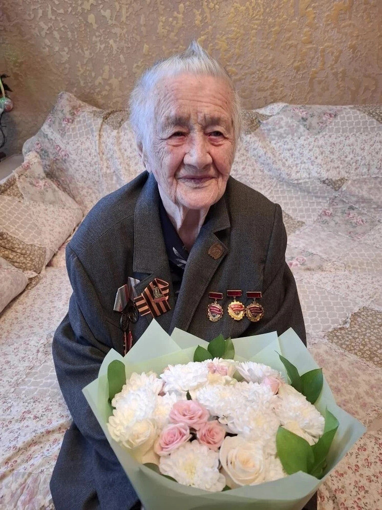 Ветеран из Ржева Нина Глушкова отмечает 102-й день рождения