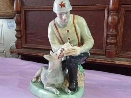 В Новосибирске продают редкую фарфоровую статуэтку за 55 тысяч рублей