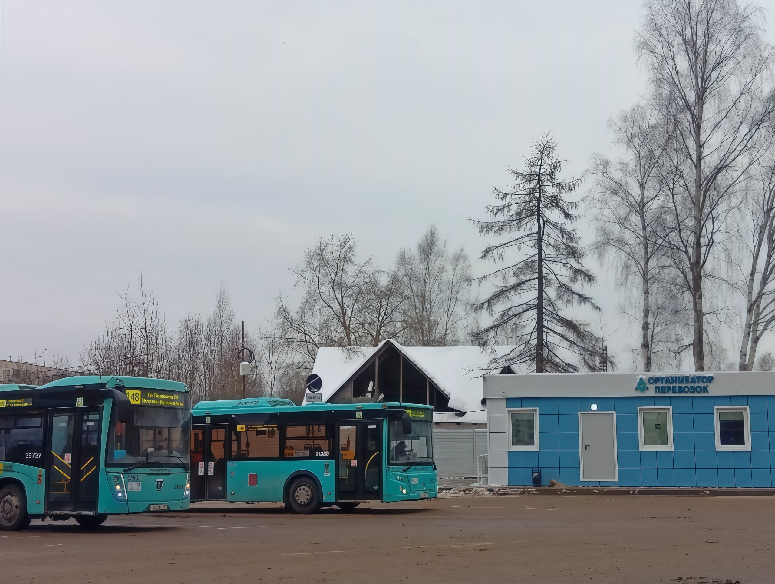В Петербурге заработала новая автобусная площадка «Заречная улица»