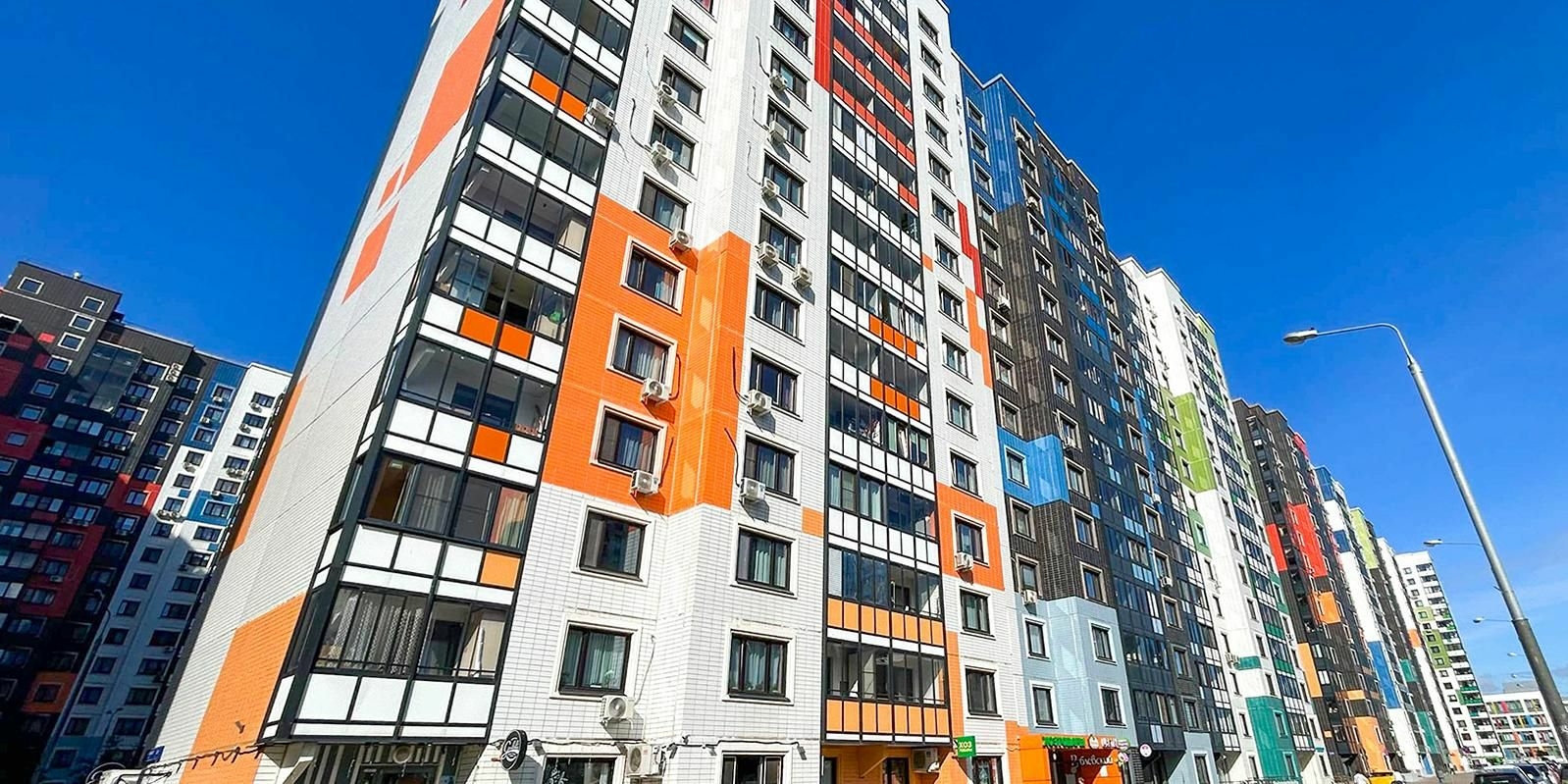 В Москве выставили на торги 12 помещений на Дмитровском шоссе