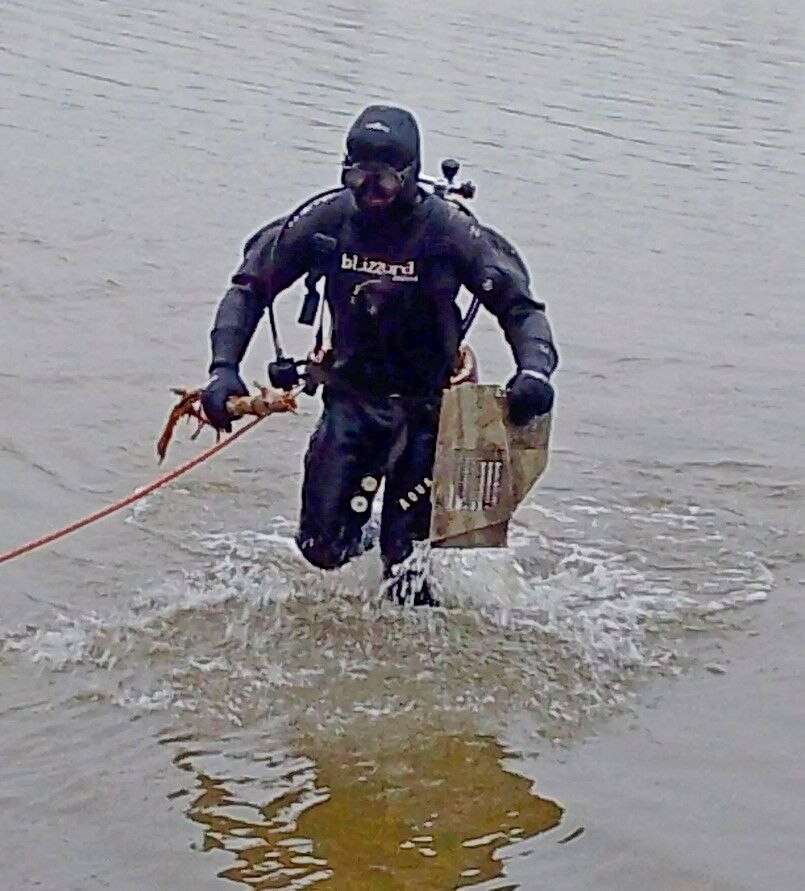 Специалисты обследовали дно водоемов перед крещенскими купаниями в Астрахани