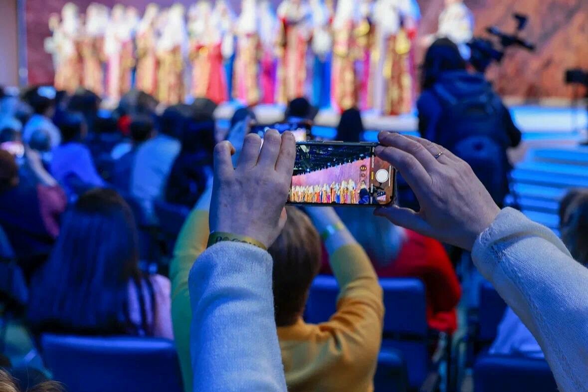 Астраханский коллектив «Зазеркалье» стал победителем конкурса традиционных ценностей