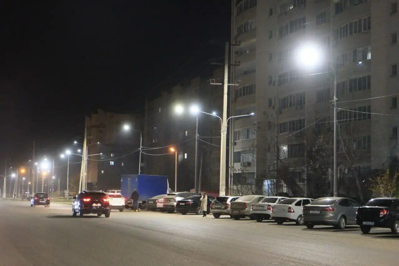 В Астрахани модернизируют уличное освещение