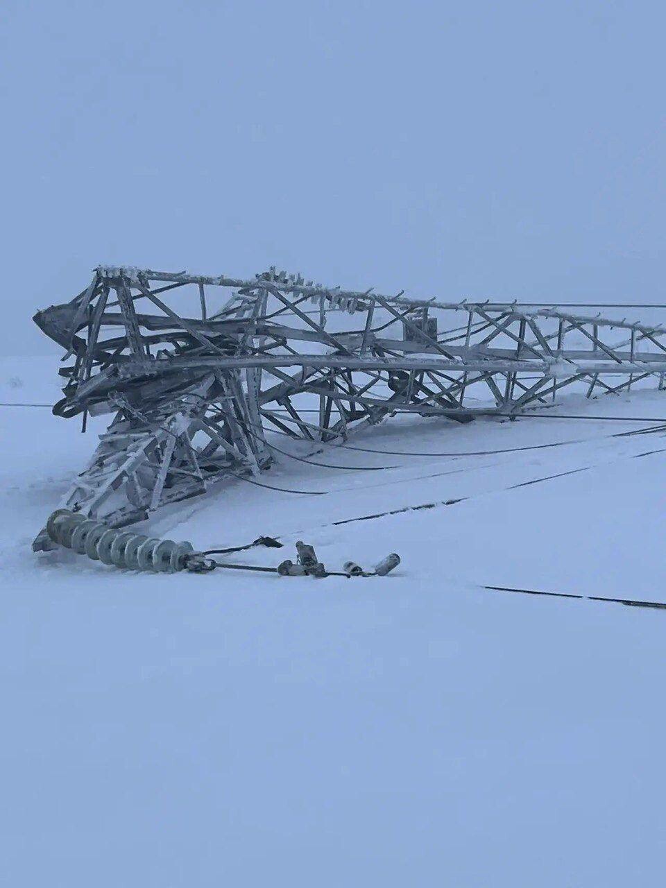 В Мурманске подключение электроснабжения по временной схеме займет не менее суток