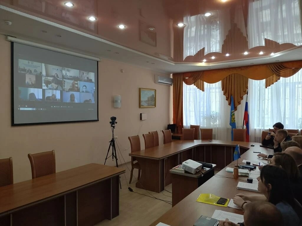 В Астраханской области обсудили профилактику заболеваний лука репчатого