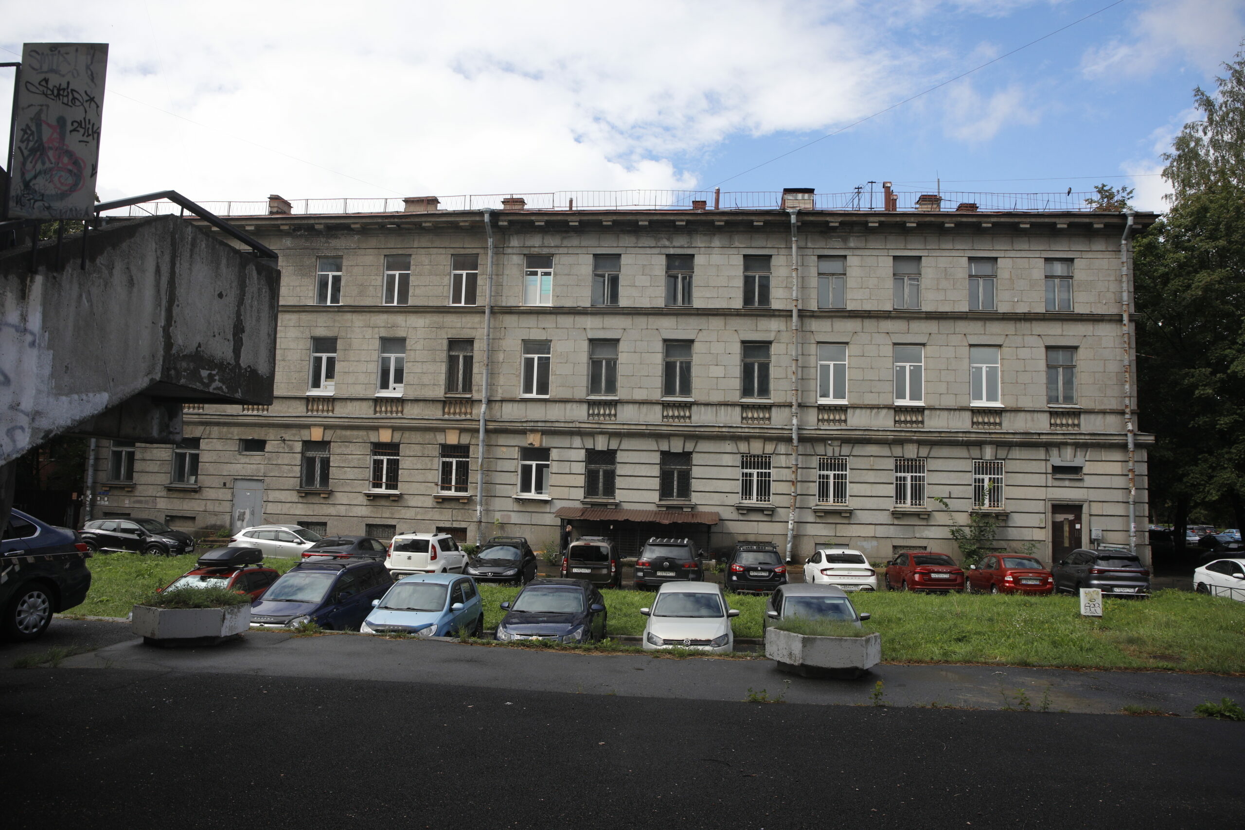 В Петербурге на месте заброшенного ВНИИБ появится новый ЖК с детским домом творчества