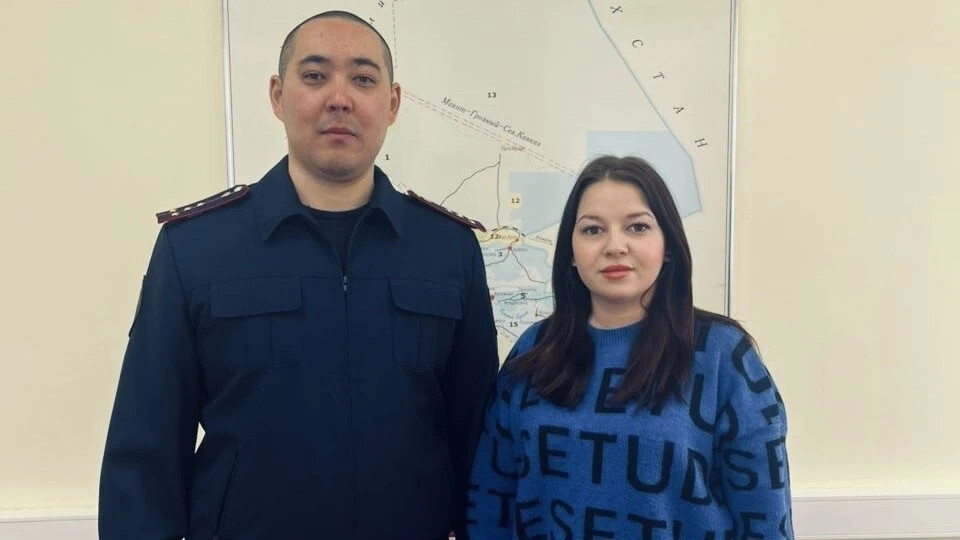 Астраханка поблагодарила следователей за помощь в решении проблем с канализацией